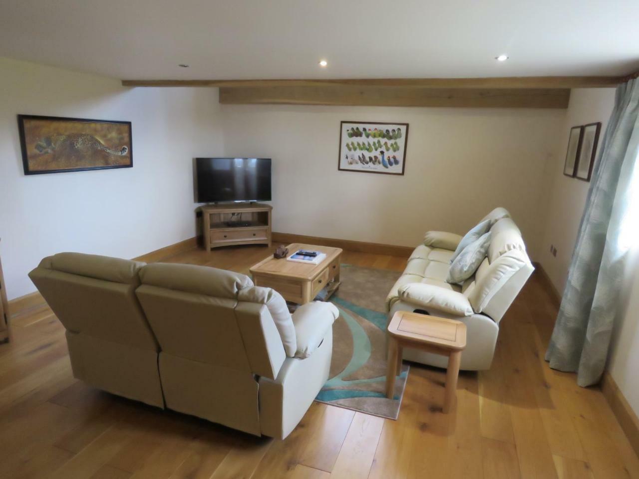 Welsh Apple Barn Villa Chepstow Bagian luar foto